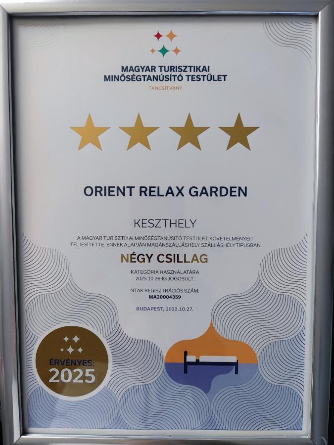 Appartement Orient Relax Garden à Keszthely Extérieur photo