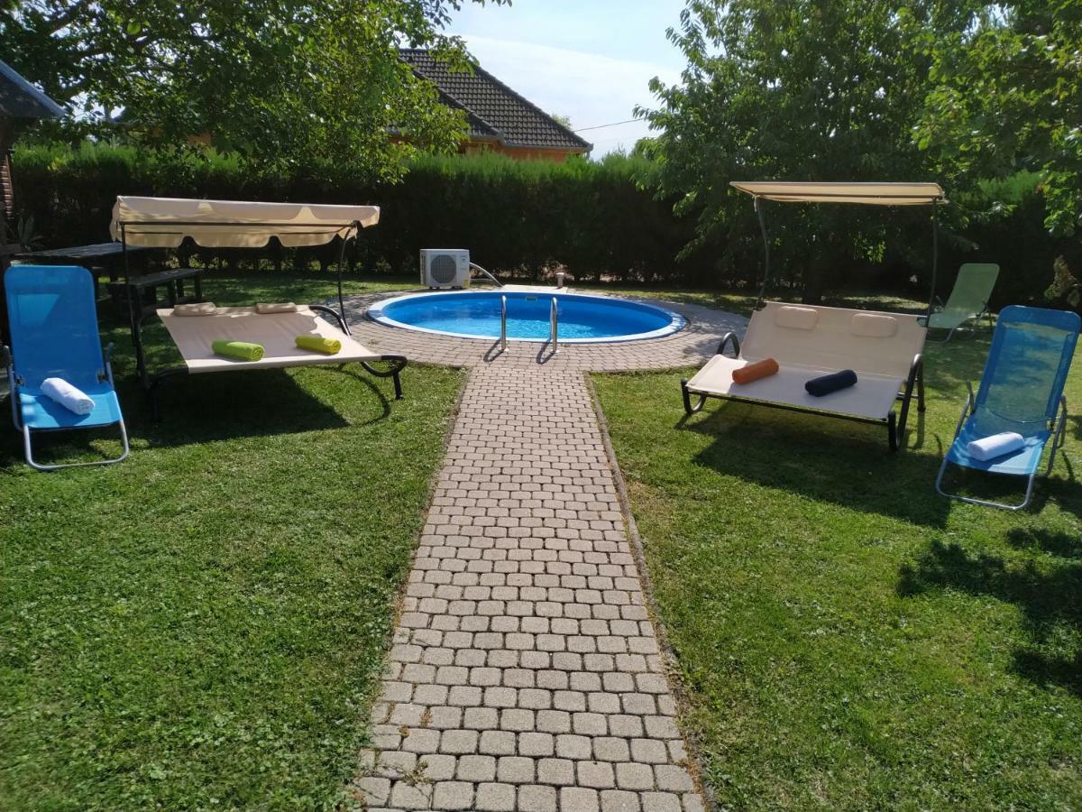 Appartement Orient Relax Garden à Keszthely Extérieur photo